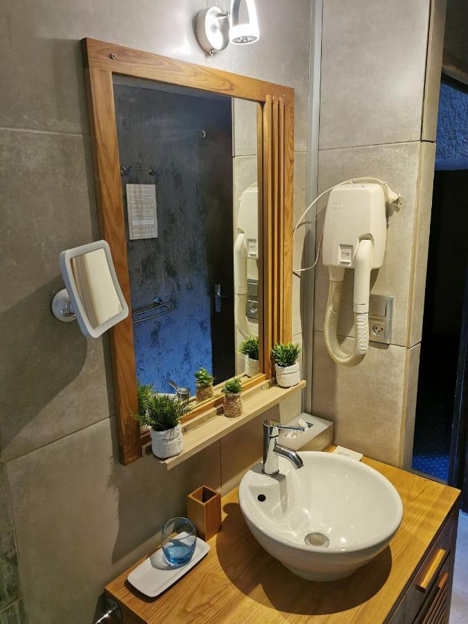Hotel Il Etait 1 Fois Piolenc Zewnętrze zdjęcie